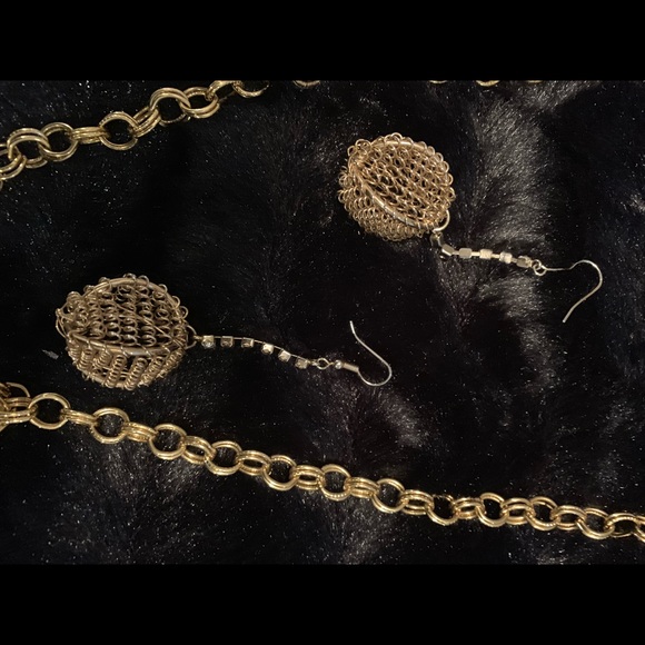 Jewelry Costume Gold Necklace And Earring Set Poshmark